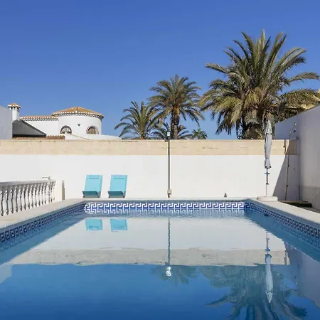 Pink Villacosta Villa Torrevieja