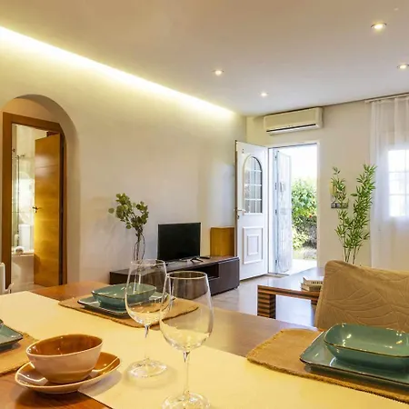 Pink Villacosta Villa Torrevieja