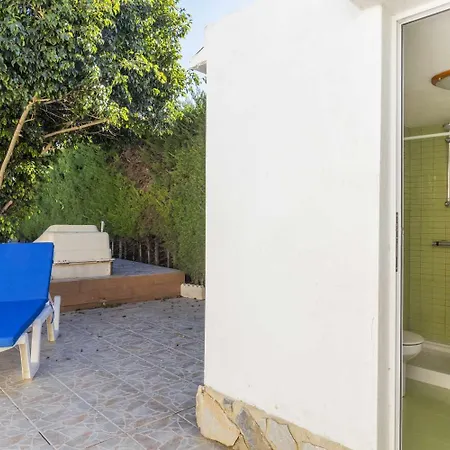 Pink Villacosta Villa Torrevieja