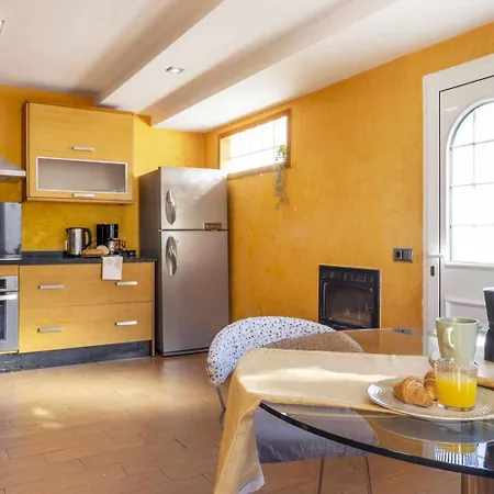 Pink Villacosta Villa